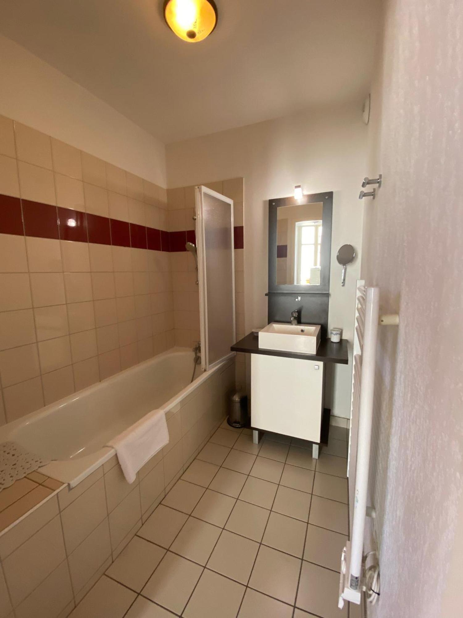 Bagneres De Luchon, Residence Val De Jade, Beau T3 Meuble, Plein Centre, Pour 4 Ou 6 Personnes Exteriör bild